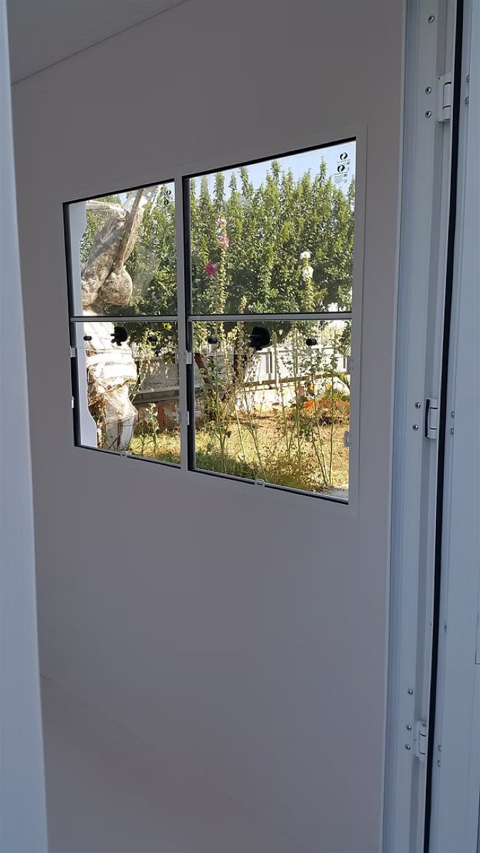 6.8 × 4.9 Modular Shack